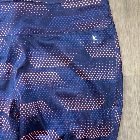 Women’s Extra Large Activewear Workout Leggings - Picture 3 of 10